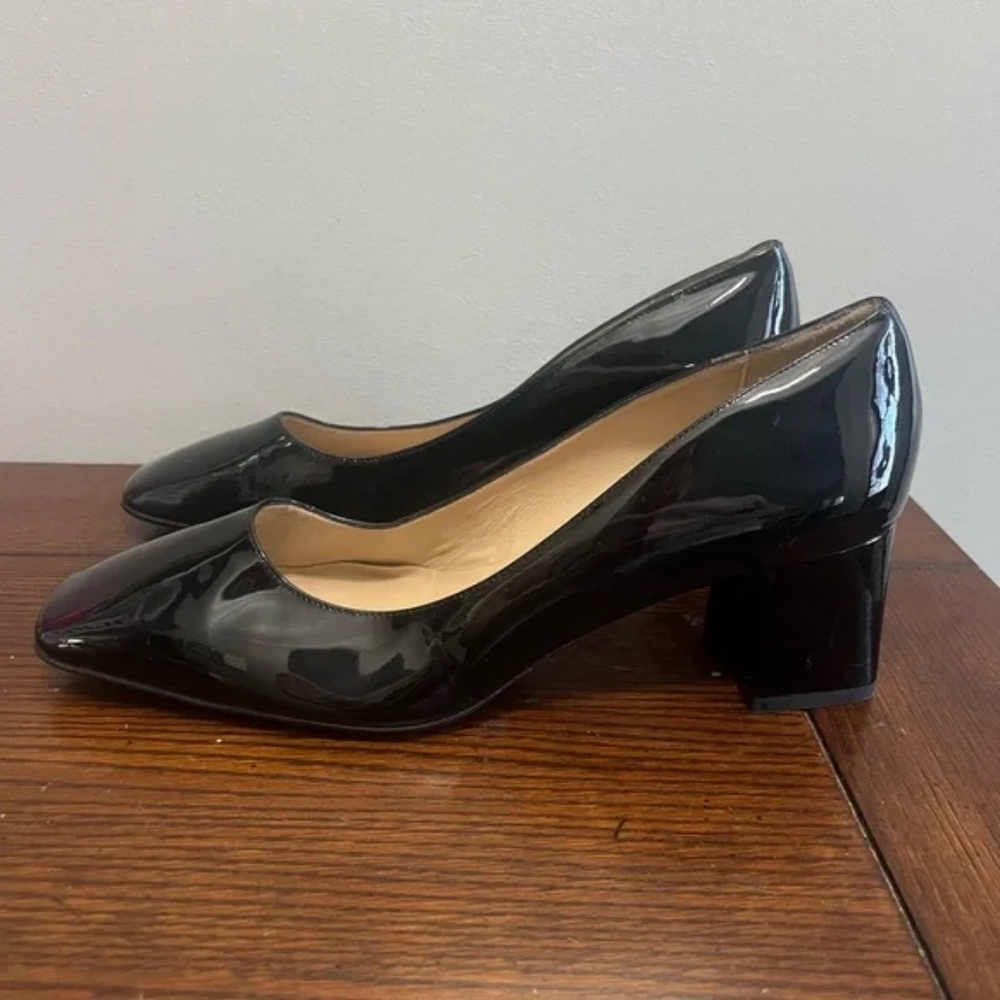 Lizbeth patent black pump NEW size‎ 41